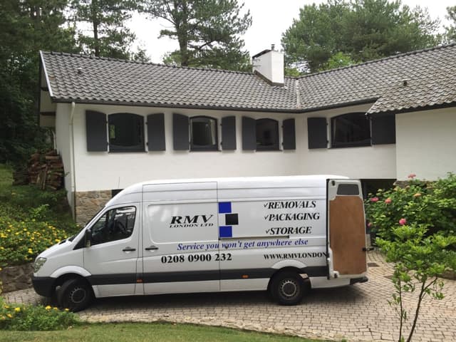 The expert removals team